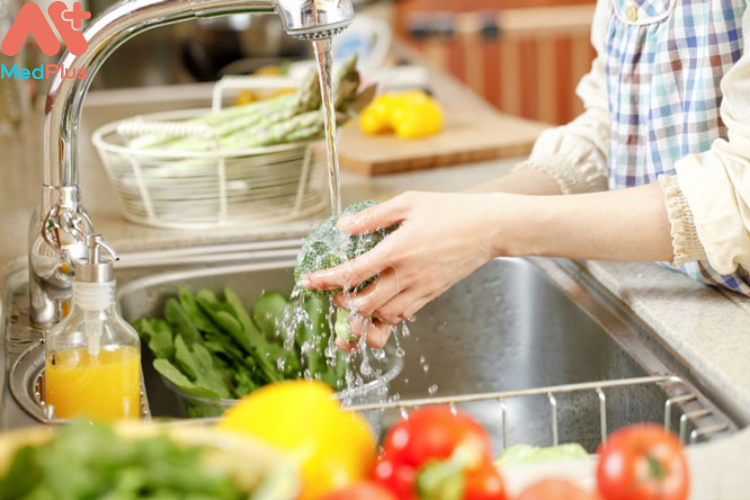 Chế biến kỹ thực phẩm để tránh bị trúng thực