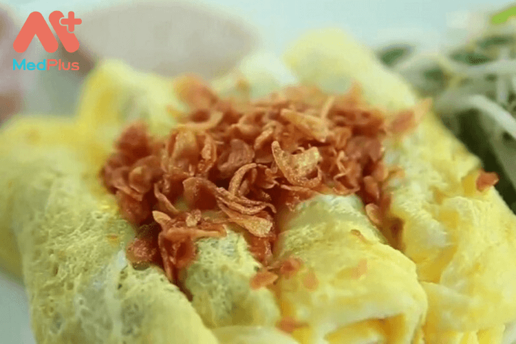 Bánh cuốn trứng gà