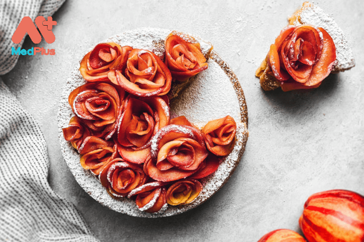 Bánh táo hoa hồng