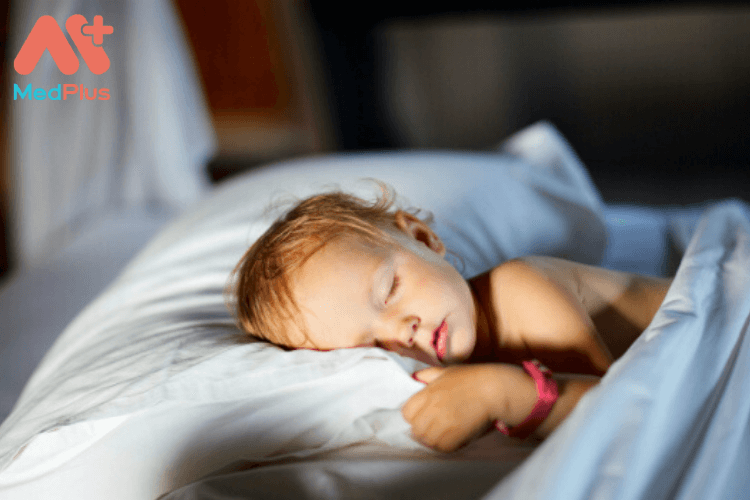 Cách chăm sóc trẻ bị mất ngủ tại nhà