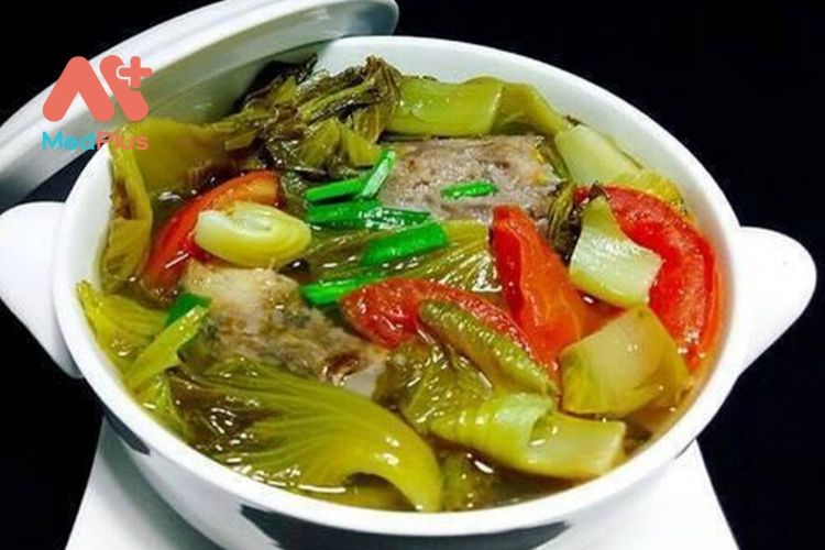 Giải nhiệt cùng món cá mè nấu canh chua cho ngày hè oi bức