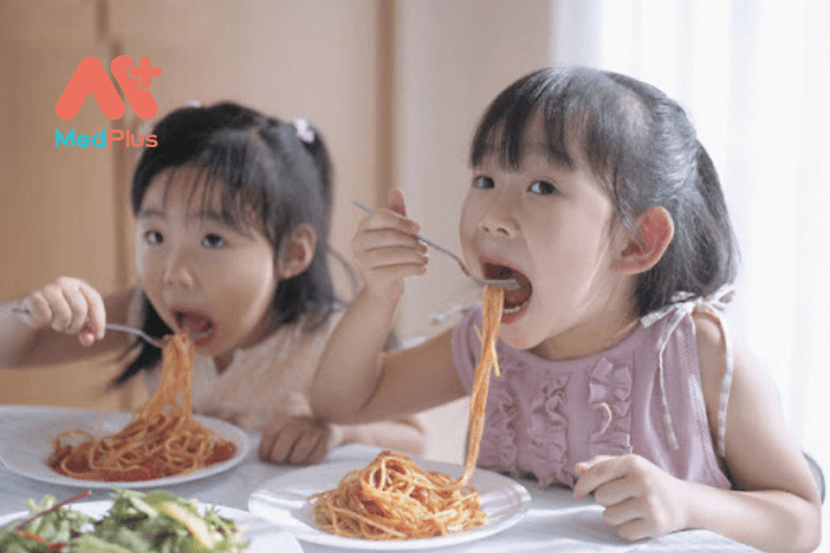 Điều trị cho trẻ bị hẹp thực quản