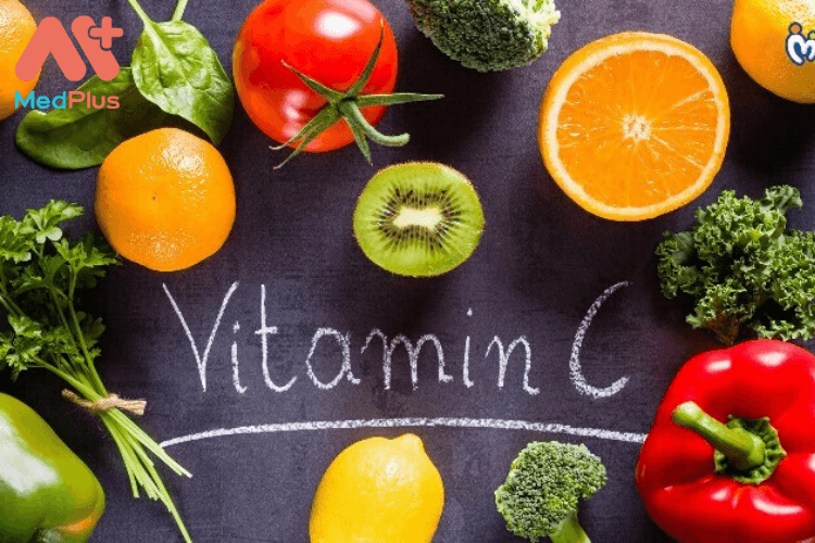 Mẹ bầu bị dị ứng mỹ phẩm nên ăn gì: Vitamin C