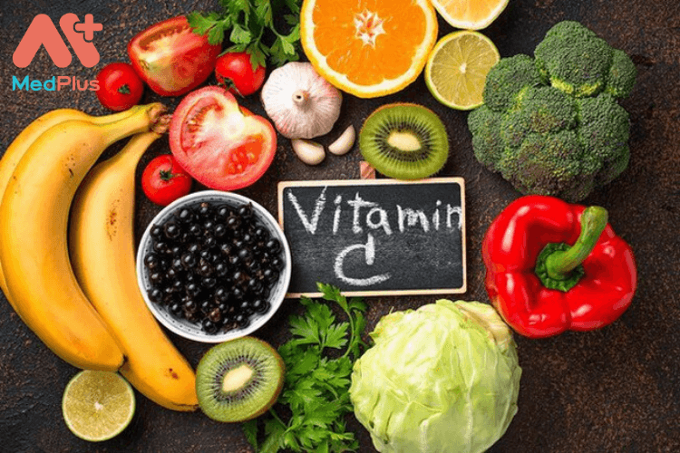 Mẹ bầu bị nấm miệng nên ăn đồ ăn chứa vitamin C