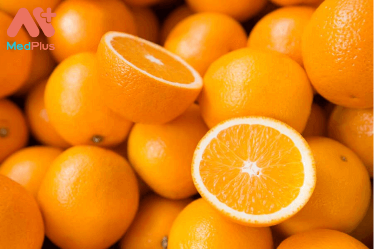 Cam là nguồn cung cấp vitamin C dồi dào cho cơ thể, giúp nuôi dưỡng và làm chắc khỏe làn da