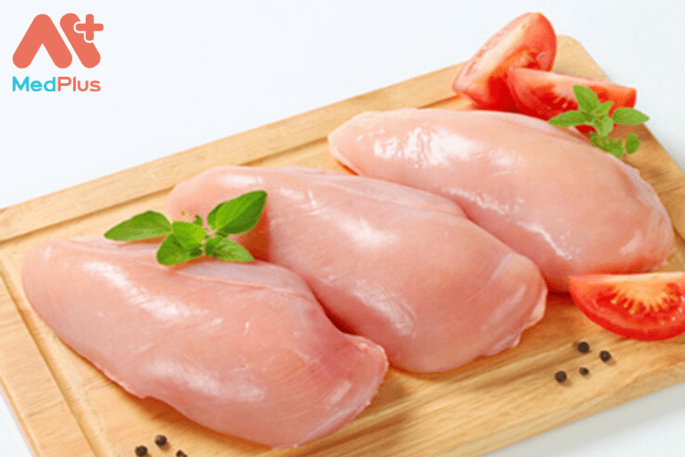 Ức gà bổ sung máu cho bà bầu 