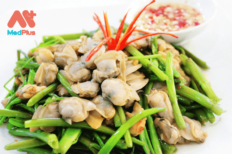 Bí quyết làm các món xào từ rau muống lạ miệng, ăn một lần là mê 134 Rau muống xào hến