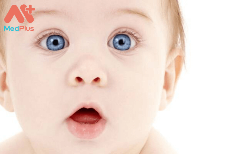 Trẻ nhỏ bị chảy dãi phải làm sao