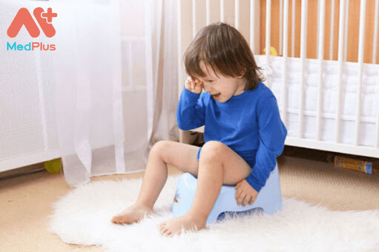 Trẻ bị tiểu không tự chủ có sao không?