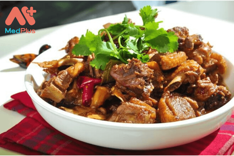 Vịt om bia khoai tây ăn ngon hết sẩy, lấy lòng cả nhà 137 Vịt om bia khoai tây