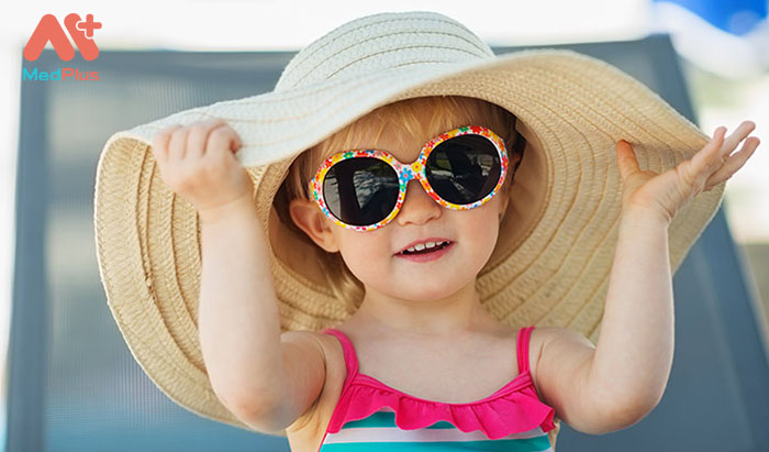 15 Best Baby Sunglasses For 2019 - Medplus