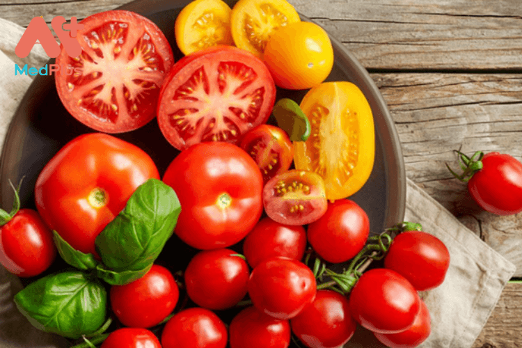 Lợi ích dinh dưỡng của cà chua cho bé