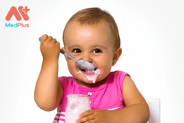 Vai trò của yogurt đối với trẻ