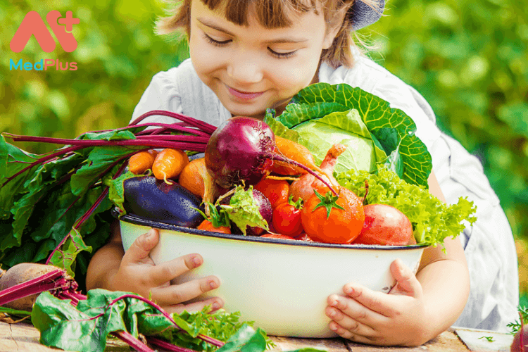 ăn nhiều rau xanh giúp phát triển xương khỏe mạnh