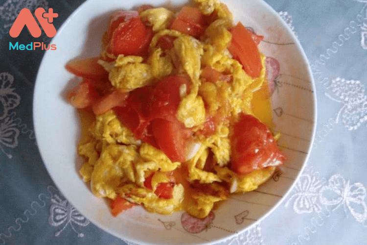 Mẹo làm trứng xào cà chua siêu nhanh
