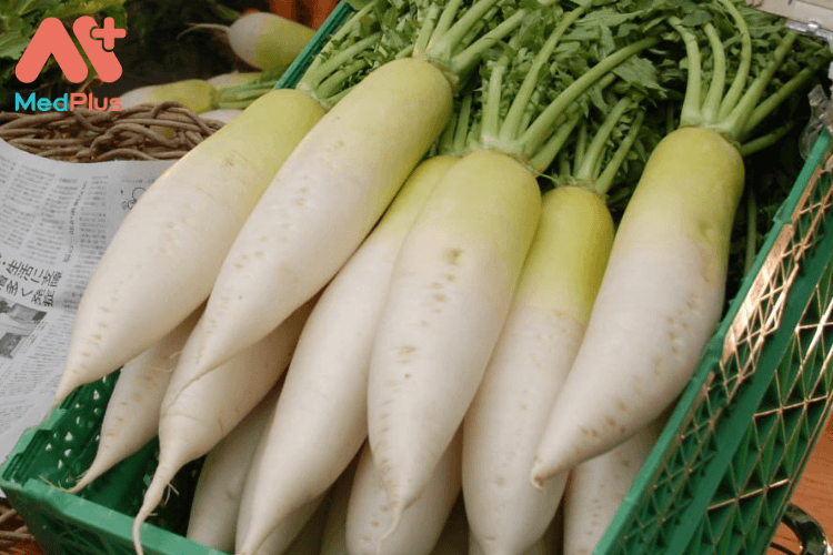 Mẹ bầu bị thiếu máu lên não nên ăn gì: Củ cải trắng