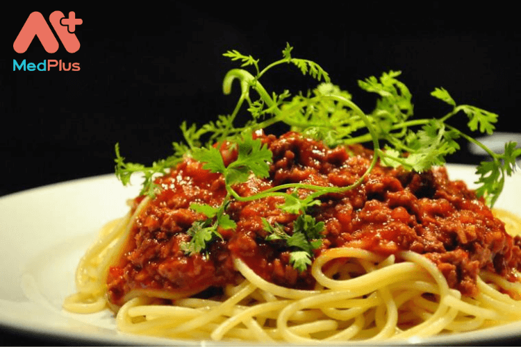 Mì Ý sốt thịt bò bằm