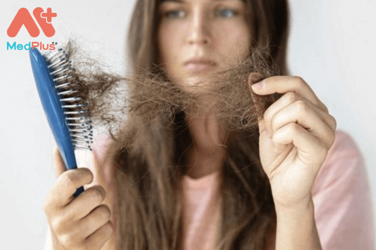 Những nguyên nhân gây ra rụng tóc