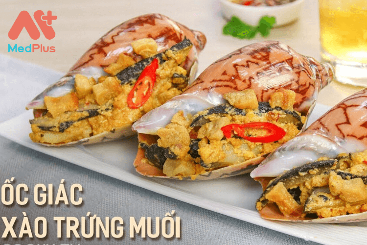 Ốc giác xào trứng muối