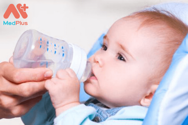 Phương pháp chăm sóc trẻ nhỏ bị mất nước an toàn và hiệu quả
