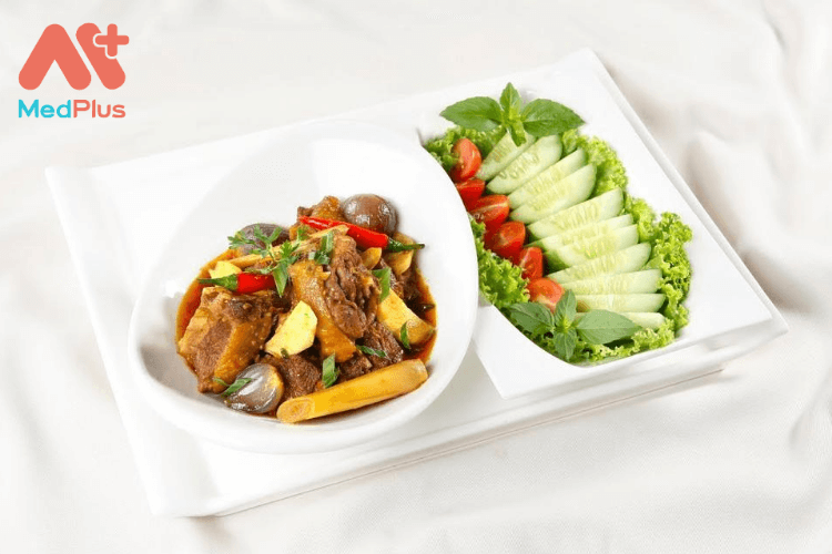 Vịt kho củ hũ dừa