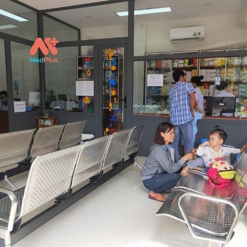 Phòng khám thoáng mát và sạch sẽ 