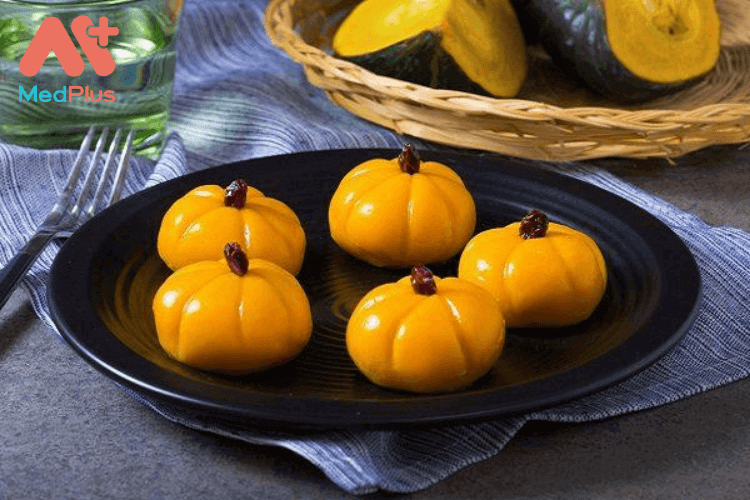 Bánh bí đỏ hấp