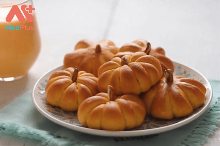 Bánh mì nướng bí đỏ