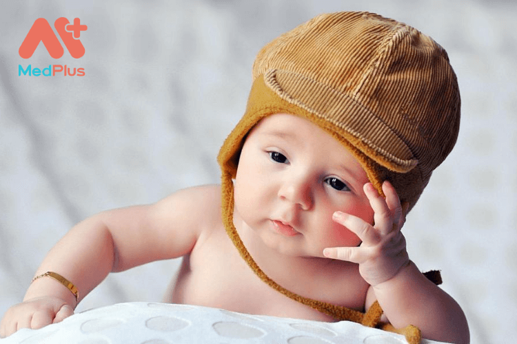 cách chăm sóc trẻ bị sẹo thâm tại nhà