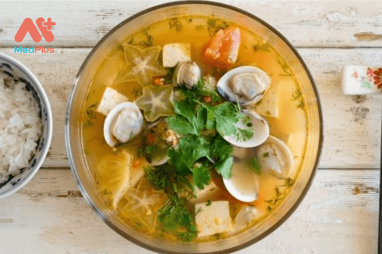 Canh chua nghêu nấu khế