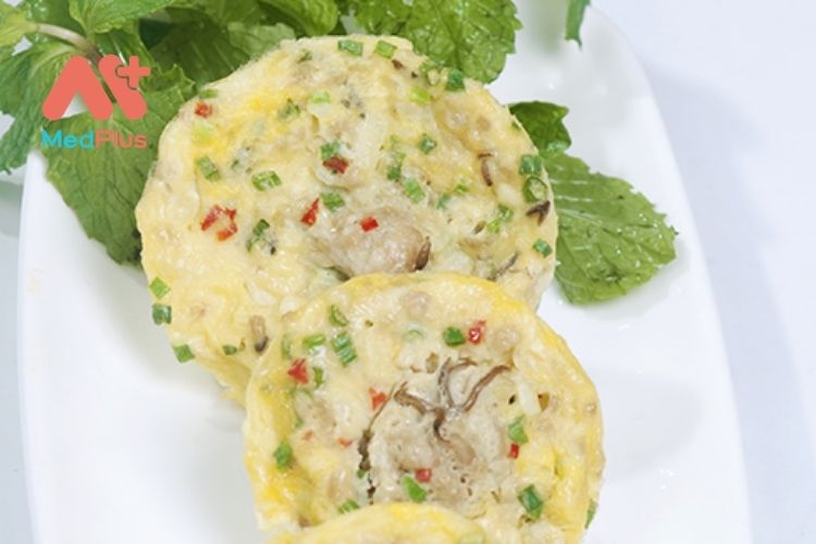 Tăng cường 3 món ăn từ trứng đà điểu cho thực đơn hằng ngày