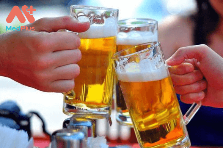 Bia là thức uống không tốt cho phụ nữ mang thai 