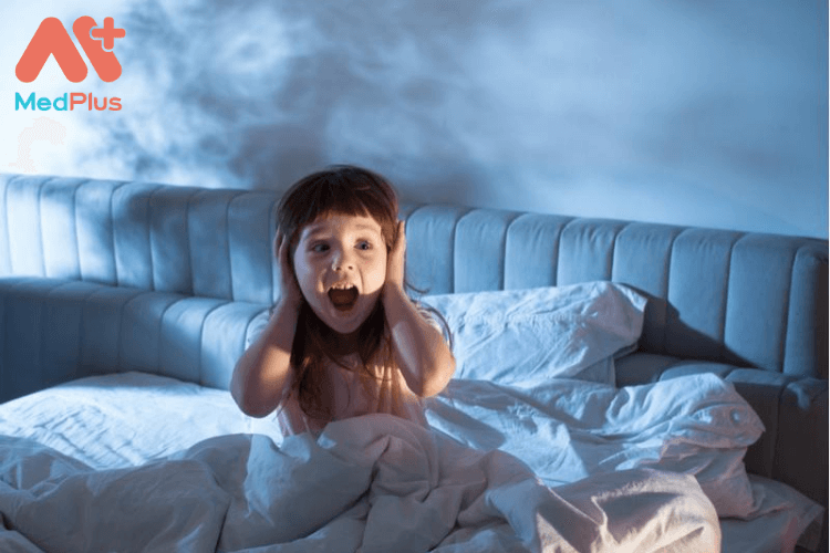 Trẻ nhỏ bị hội chứng giấc ngủ kinh hoàng có sao không?