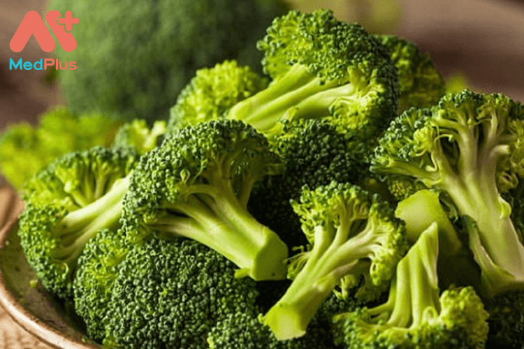 Mẹ bầu bị áp xe phổi nên ăn gì: Bông cải xanh (Súp lơ)