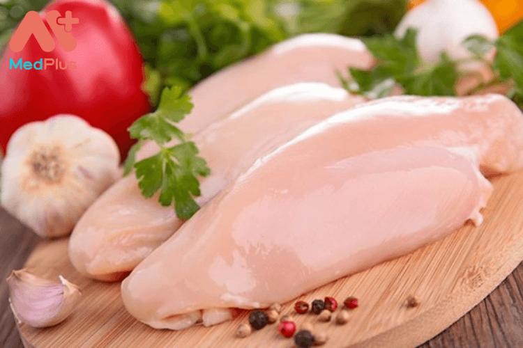 5 lợi ích của thịt gà đối với sự phát triển toàn diện của trẻ