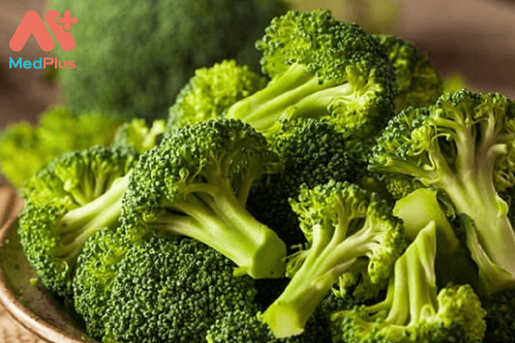 Người bị hội chứng thận hư nên ăn gì: Bông cải xanh (Súp lơ)
