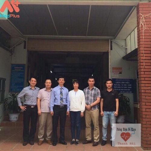 Đội ngũ bác sĩ và các chuyên gia trong lĩnh vực sinh thiết và siêu âm đàn hồi mô của Phòng khám đa khoa Thanh Hải