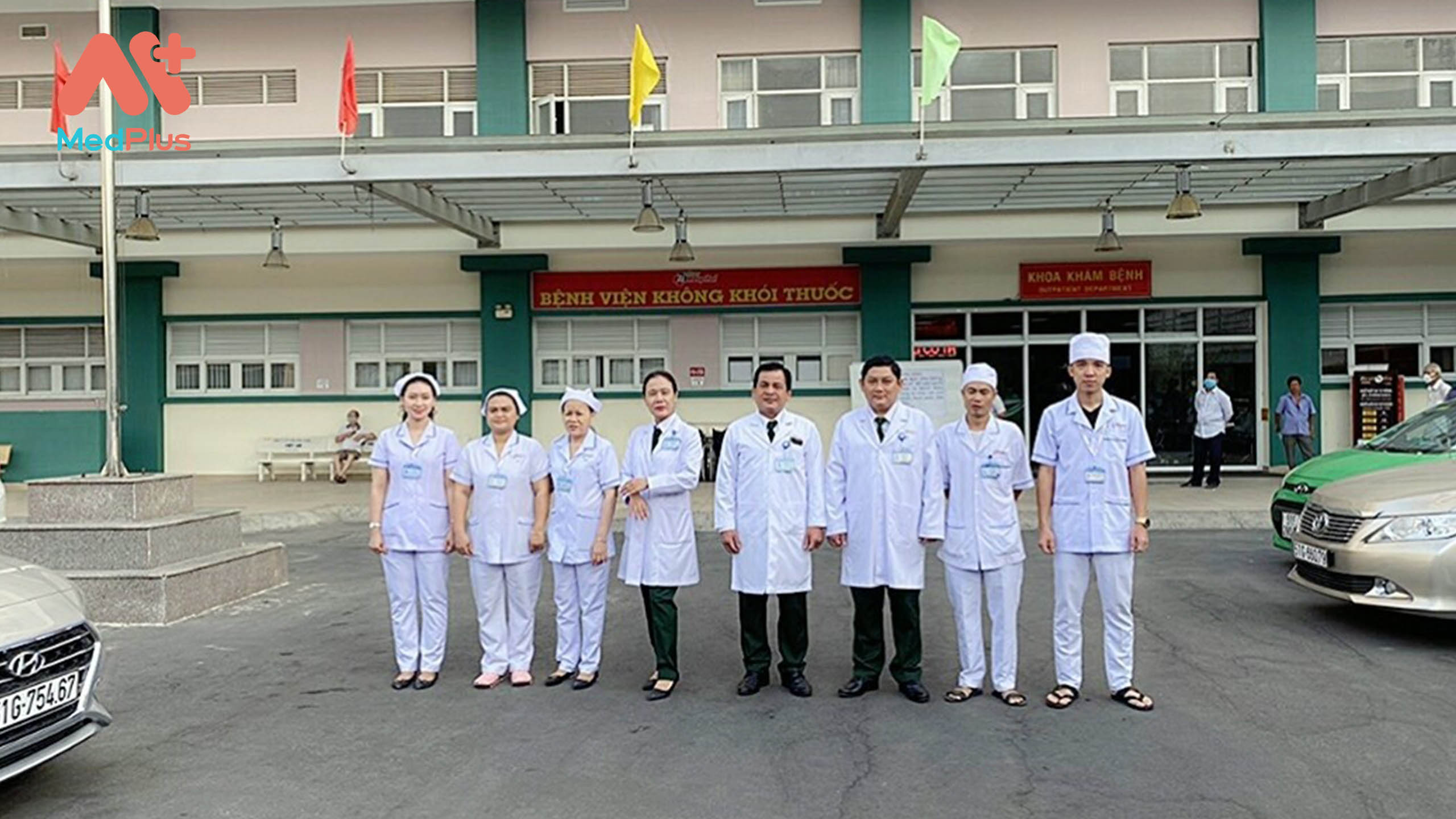 Đội ngũ y bác sĩ tại của Bệnh viện Quân Y 7A