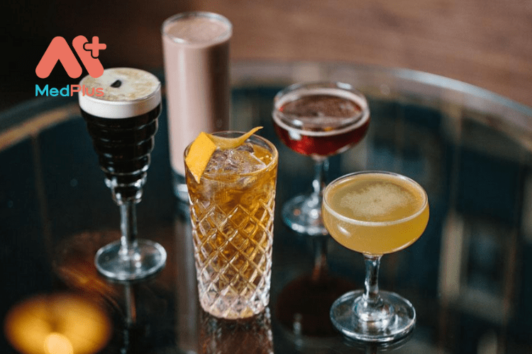 Năm hương vị cocktail rượu Brandy cổ điển