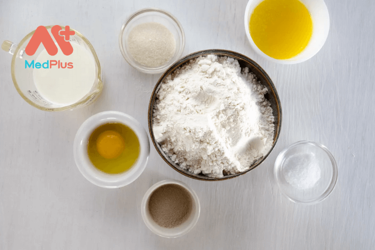 Nguyên liệu để làm bánh mì sữa Nhật Bản