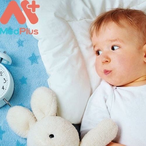 trẻ sơ sinh ngủ bao lâu là đủ?