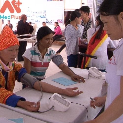 Bệnh viện Đa khoa tỉnh Lạng Sơn có nhiều chuyên khoa phục vụ nhu cầu khám chữa bệnh của người dân