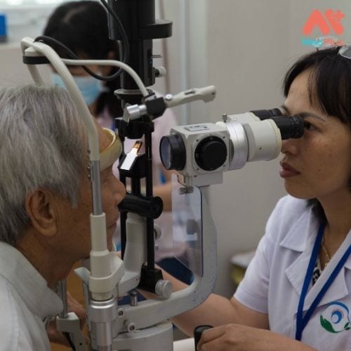 Bệnh viện Mắt Huế có nhiều dịch vụ khám chữa bệnh về mắt
