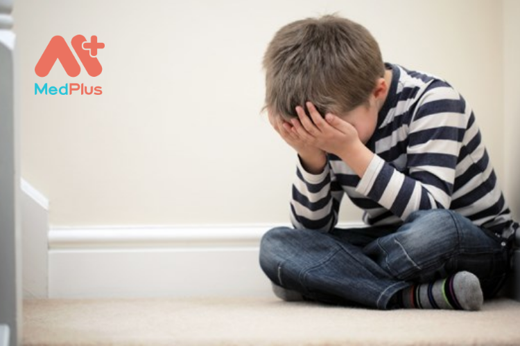 Những biểu hiên của lo lắng và căng thẳng ở trẻ em thể hiện qua thể chất và tinh thần của trẻ
