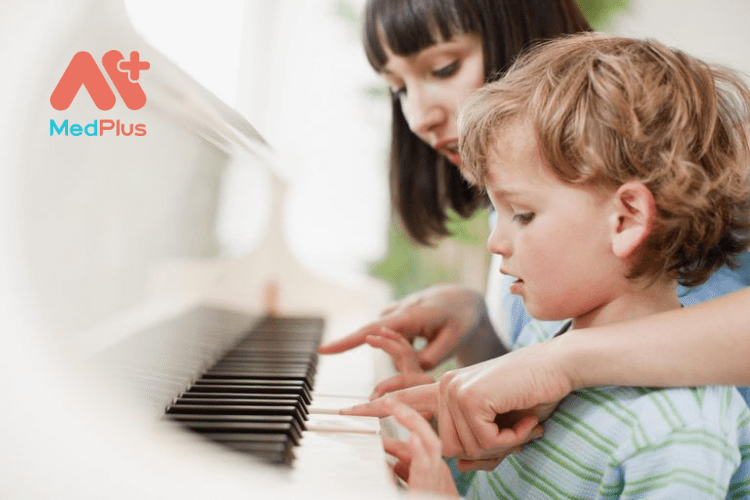 Đào tạo âm nhạc cho trẻ em có nhiều lợi ích tốt