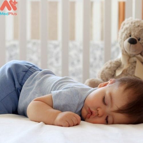 Những điều nên và không nên làm để tạo thói quen đi ngủ cho bé (Hình ảnh minh họa)