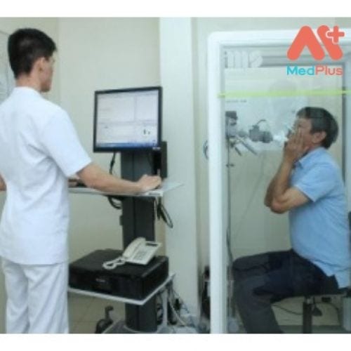 Đo phế thân ký cho bệnh nhân COPD tại Trung tâm điều trị bệnh hô hấp Phổi Việt