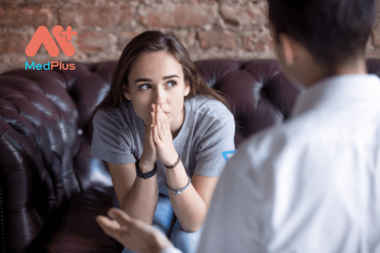 Những tác động tiêu cực của dậy thì sớm