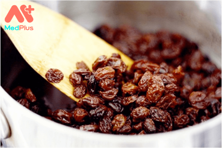 Nho khô có phải là bữa nhẹ lành mạnh không?