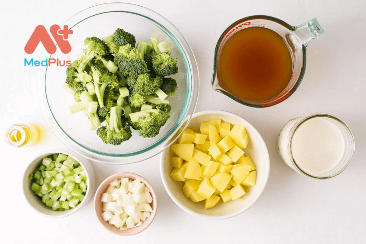Súp bông cải xanh ĐẸP MẮT, ÍT BÉO, NO BỤNG, THẢNH THƠI 4 chuan bi nguyen lieu 1 1 - Medplus